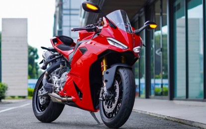 Ducati Panigale V2 S 2026 ra mắt Việt Nam: Nhẹ hơn, dễ lái hơn, giá 759 triệu đồng